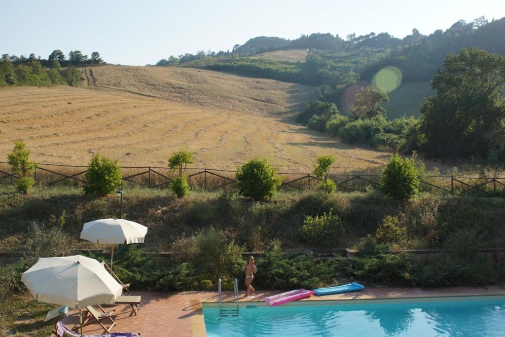 Podere I Melograni กวาร์ดิสตัลโล ภายนอก รูปภาพ